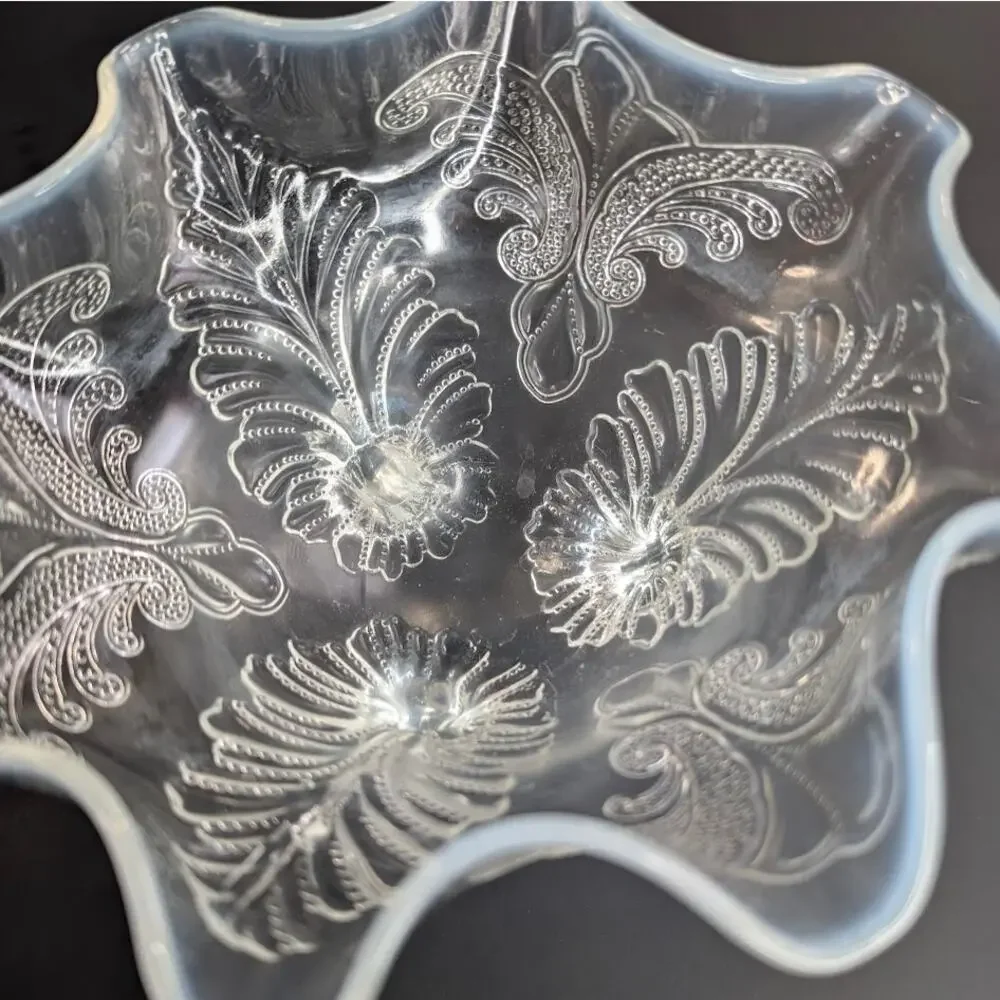 Vintage Dugan Palm & Scroll Pressed Glass Ruffled Footed Bowl